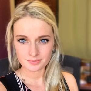 Meet your Posher, Jena